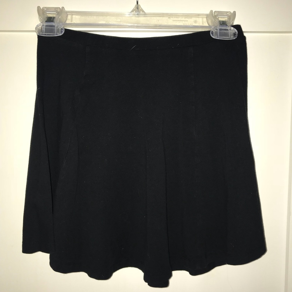 Black skater skirt